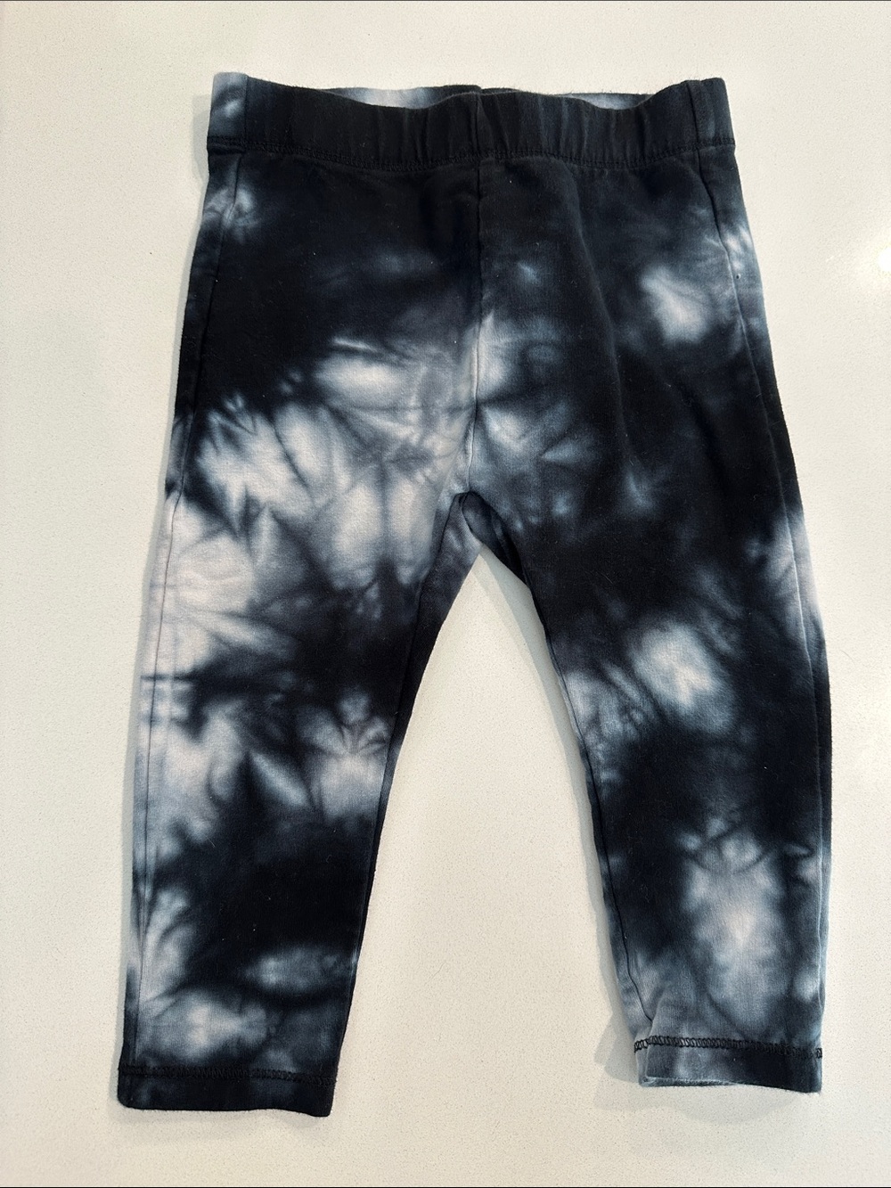 Zara Black & White Tie-Dye Kids Leggings. Size 12-18 months